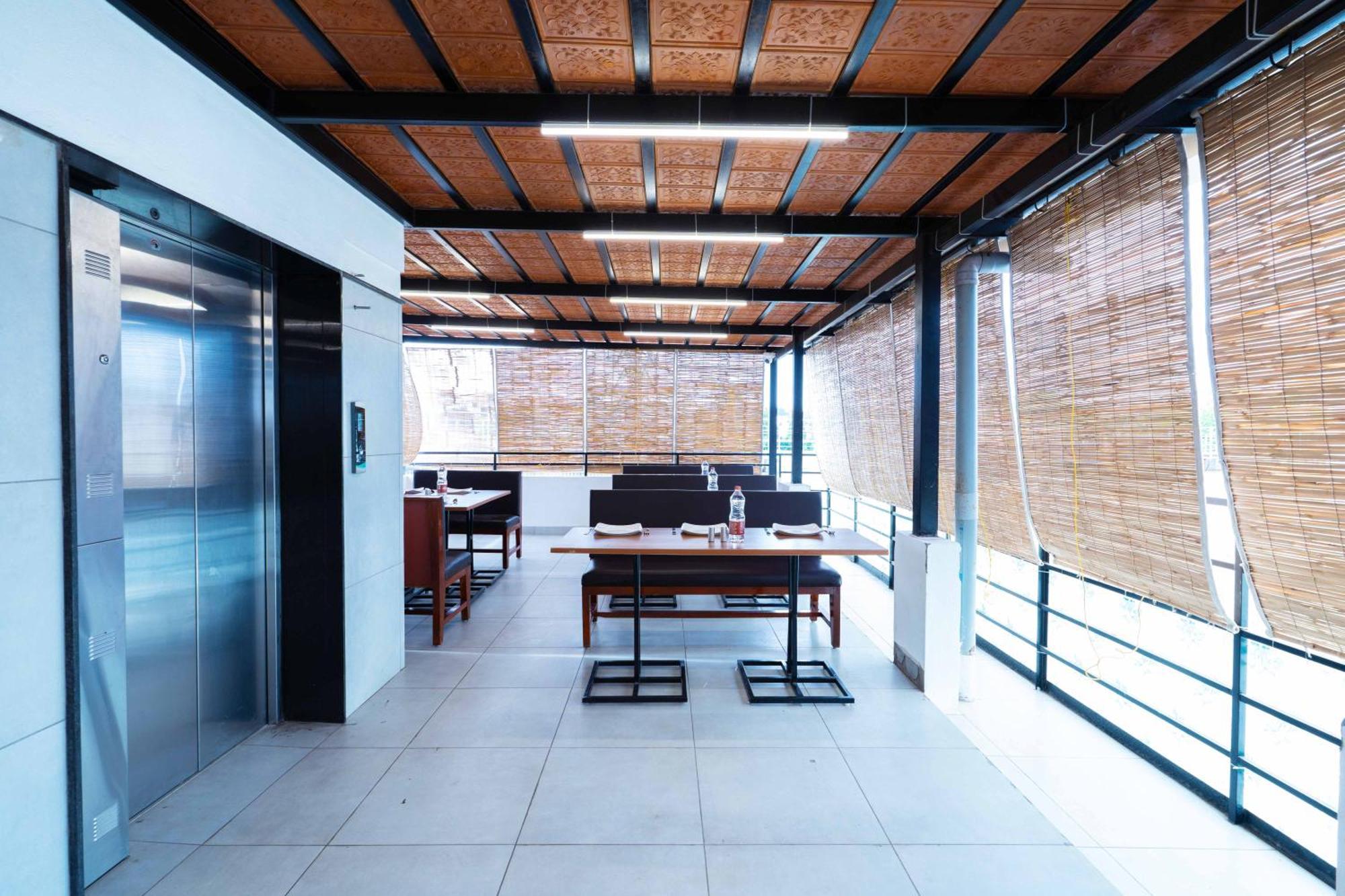 Treebo The Grand Skyla, Malleshwaram Bangalore Dış mekan fotoğraf